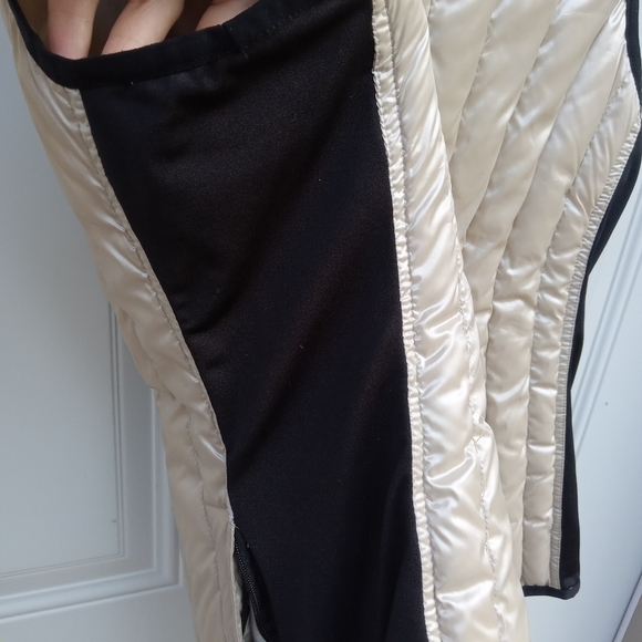 Calvin Klein Performance Cream Black Quilted Down Vest Women’s Size Large - Picture 2 of 8